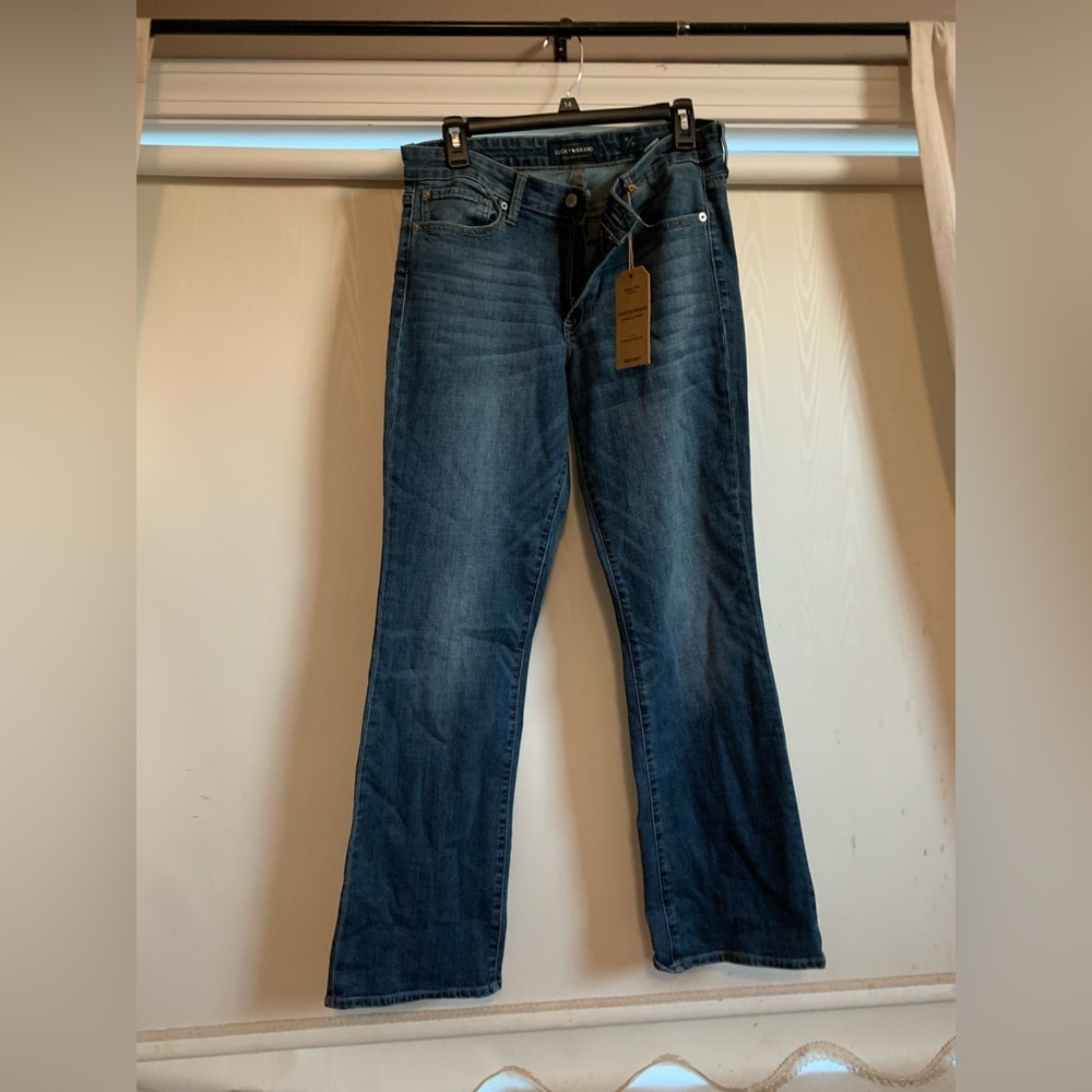 Women’s Lucky Brand Jeans Sweet Boot NWT’s